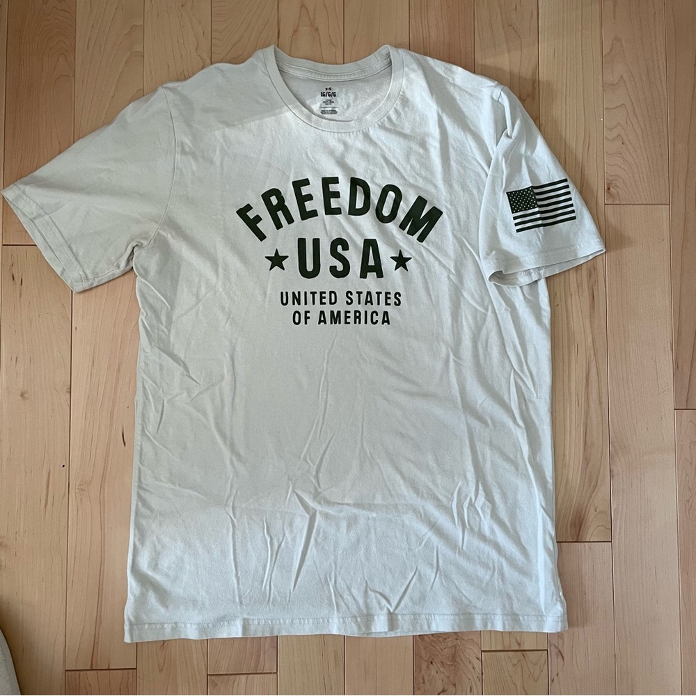 Men’s Under Armour Shirt